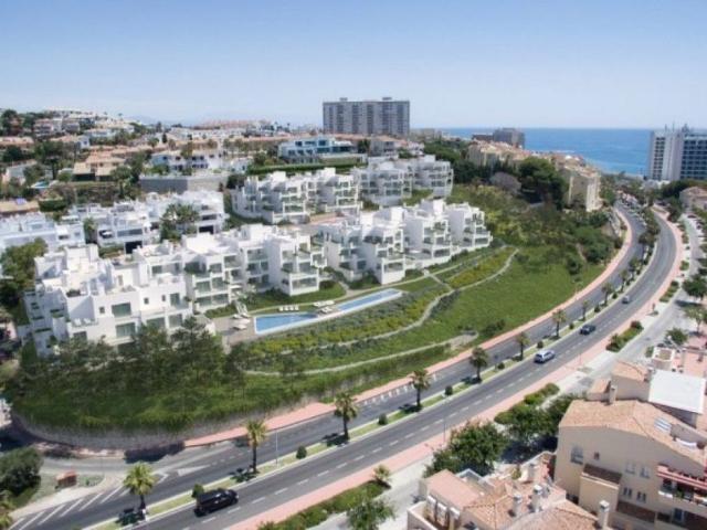 Piso de alto standing de 108 m2 en venta en Benalmádena, Andalucía
