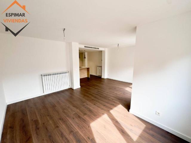 Piso de alto standing de 108 m2 en venta en Zaragoza, España