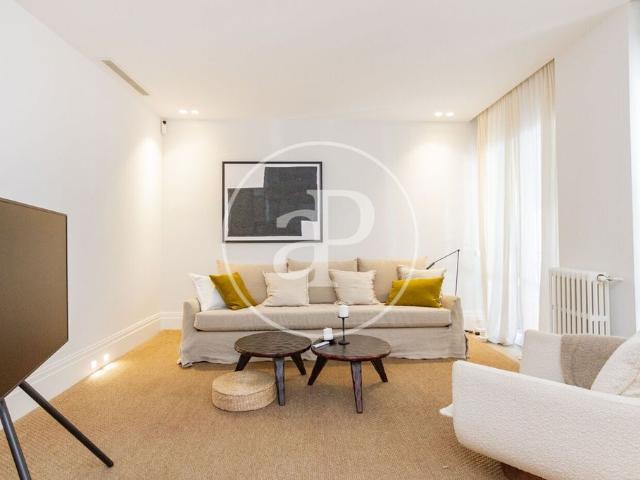 Piso de alto standing de 100 m2 en venta en Madrid, Comunidad de Madrid