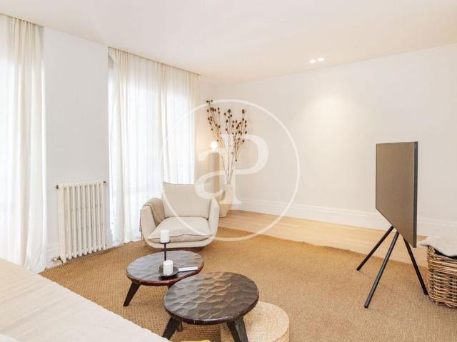 Piso de alto standing de 100 m2 en venta en Madrid, Comunidad de Madrid