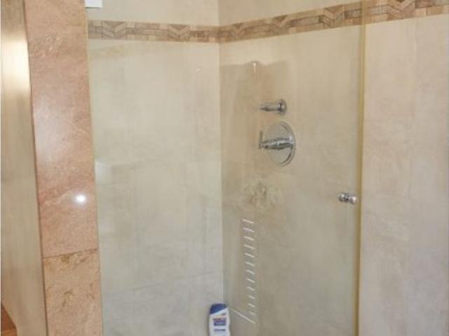 Piso de alto standing de 100 m2 en venta en Madrid, España