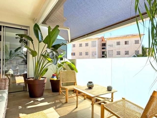 Piso de alto standing de 100 m2 en venta en Cabo de Palos, España