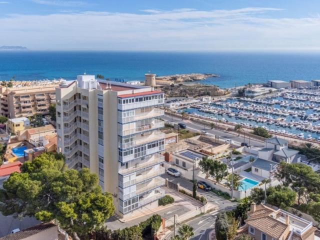 Piso de alto standing de 100 m2 en venta en Campello, España