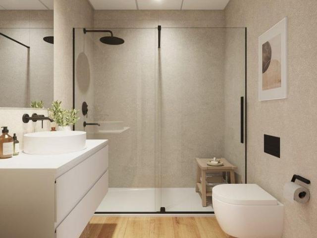 Piso de alto standing de 102 m2 en venta en Rincón de la Victoria, España