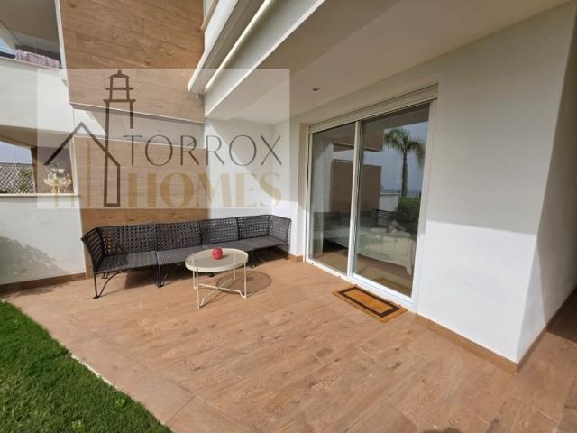 Piso de alto standing de 103 m2 en venta en Torrox, España