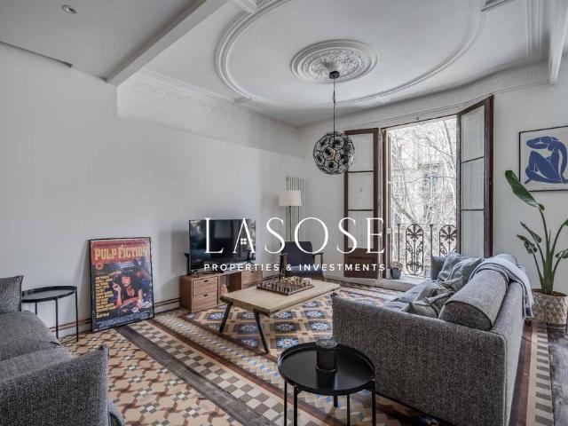 Piso de alto standing en venta en Barcelona, España
