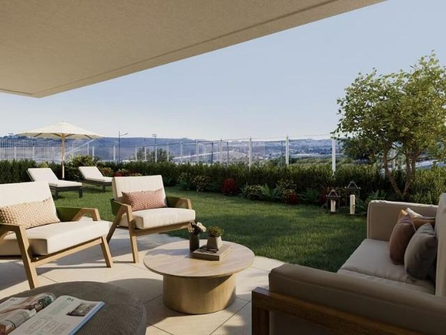 Piso de alto standing de 118 m2 en venta en Estepona, España