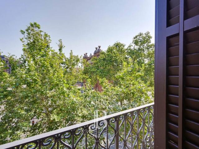 Piso de alto standing de 119 m2 en venta en Barcelona, España