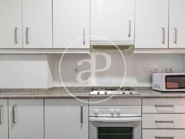 Piso de alto standing de 110 m2 en alquiler en Valencia, Comunidad Valenciana