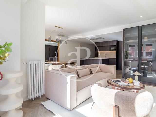 Piso de alto standing de 110 m2 en venta en Madrid, Comunidad de Madrid
