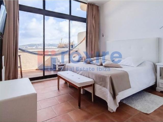Piso de alto standing de 110 m2 en venta en San Jose de la Atalaya, España