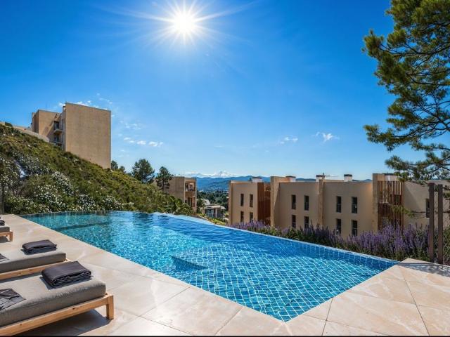 Piso de alto standing de 111 m2 en venta en Figols, España