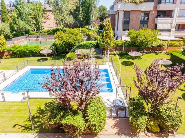Piso de alto standing de 124 m2 en venta en Majadahonda, Comunidad de Madrid