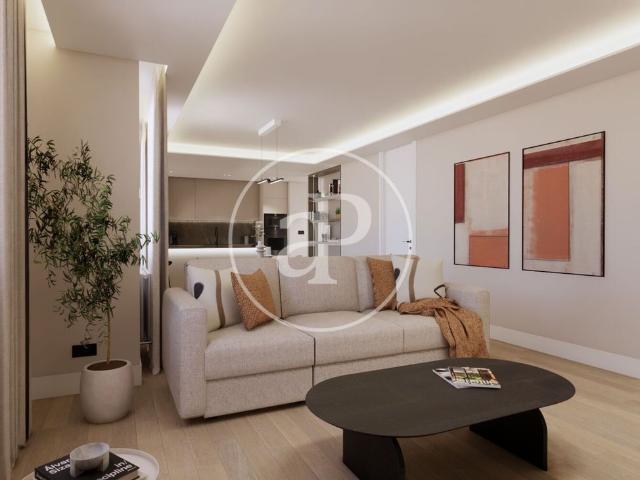 Piso de alto standing de 125 m2 en venta en Madrid, España