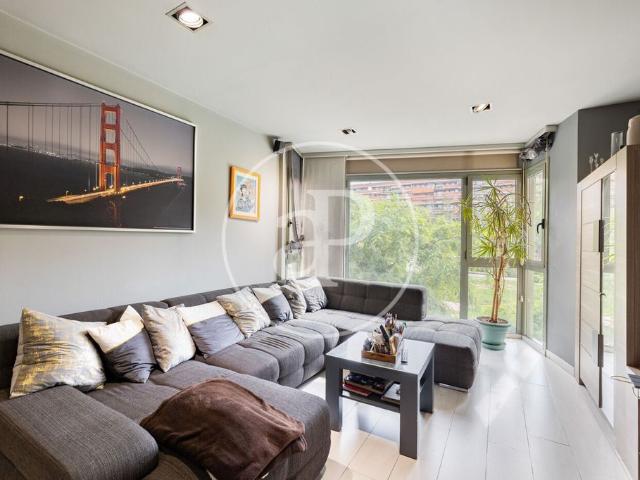 Piso de alto standing de 125 m2 en venta en Barcelona, Cataluña