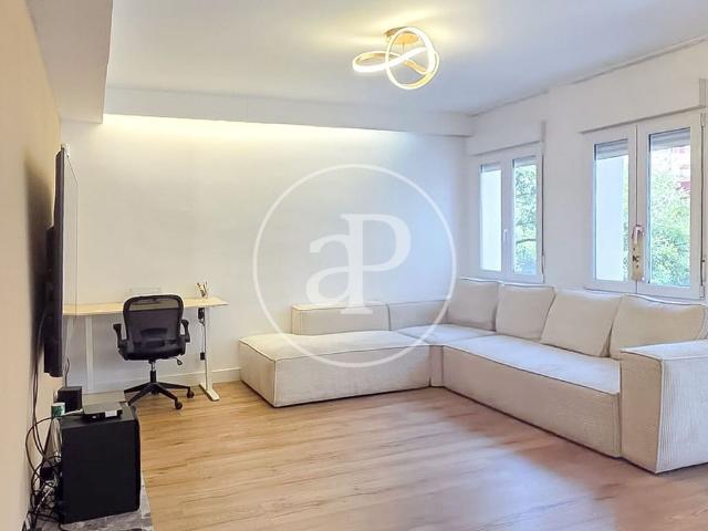 Piso de alto standing de 126 m2 en alquiler en Madrid, España
