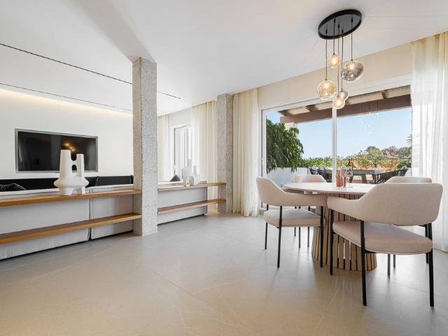 Piso de alto standing de 127 m2 en venta en Marbella, España