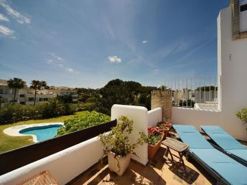 Piso en alquiler en Nueva Andalucia, Marbella - Jardín