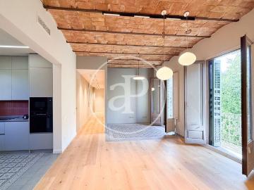 Piso de alto standing de 129 m2 en venta en Barcelona, Cataluña