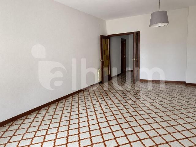 Piso de alto standing de 129 m2 en venta en Barcelona, España