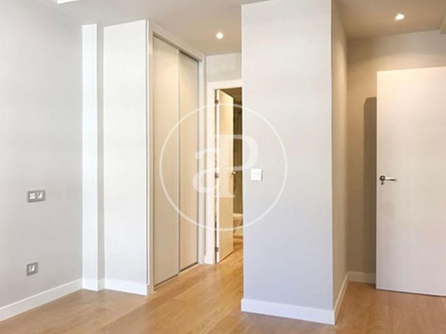 Piso de lujo de 120 m2 en alquiler en Madrid, España
