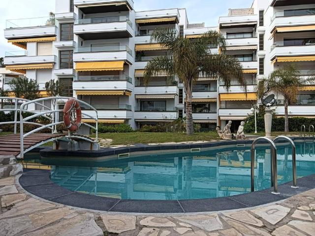 Piso de alto standing de 120 m2 en alquiler en Sitges, España