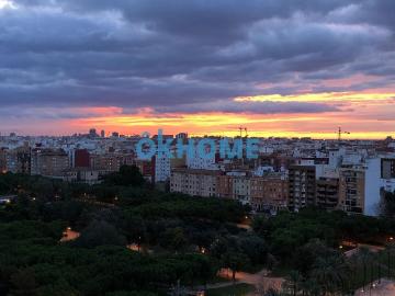 Piso de alto standing de 120 m2 en alquiler en Valencia, Comunidad Valenciana