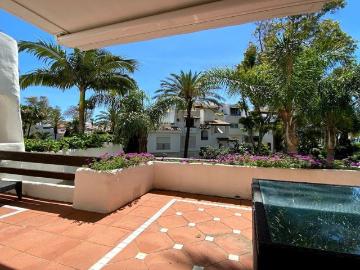 Plaza Juan Romero, Centro de Marbella, Camino de Camoján, Sierra Blanca, Urbanización Lomas de Puente Roman, Málaga, Andalucía, Andalucía