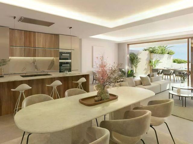 Piso de alto standing de 120 m2 en venta en Mijas Costa, España