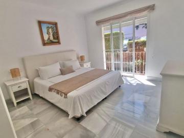 Piso de alto standing de 135 m2 en alquiler en Benahavís, Andalucía