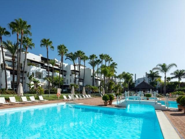 Piso de alto standing de 137 m2 en venta en The Golden Mile, Marbella, Andalucía