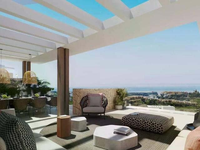 Piso de alto standing de 130 m2 en venta en Estepona, España