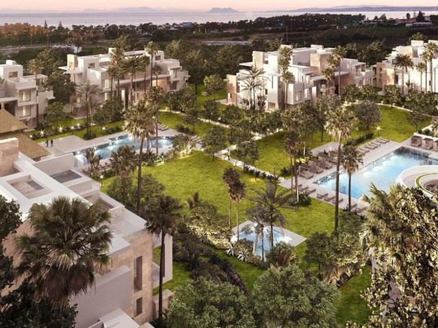 Piso de alto standing de 132 m2 en venta en Marbella, España
