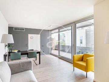 Piso de alto standing de 132 m2 en venta en Barcelona, Cataluña
