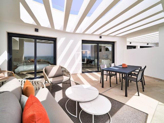 Piso de alto standing de 132 m2 en venta en Benalmádena, España