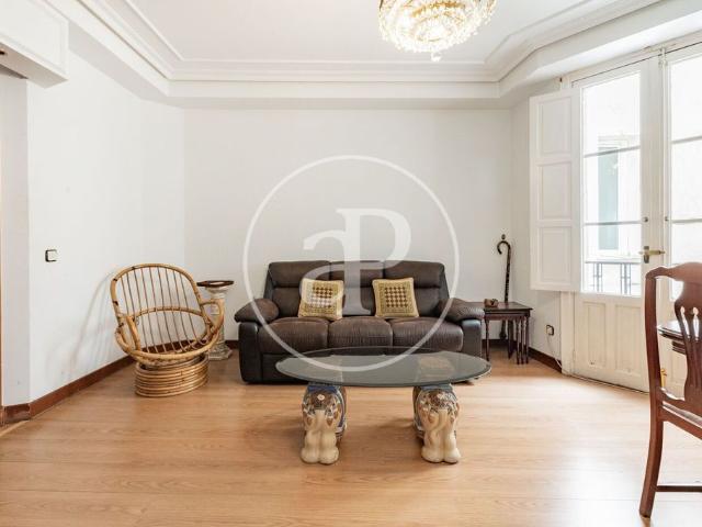 Piso de alto standing de 146 m2 en venta en Madrid, España