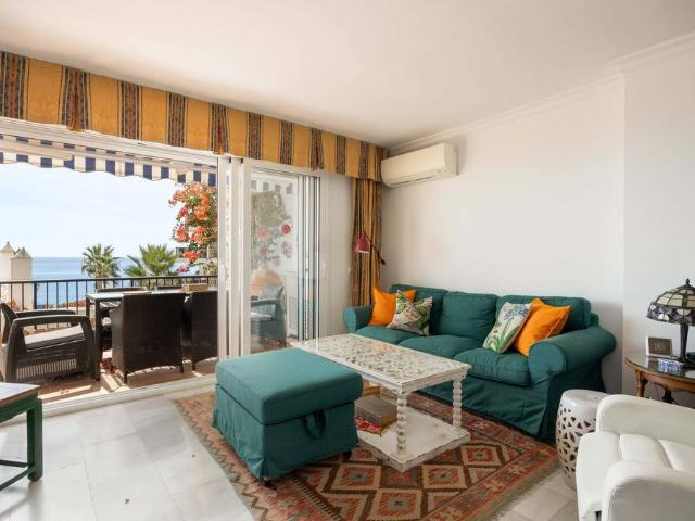 Piso de alto standing de 140 m2 en venta en Mijas Costa, Andalucía