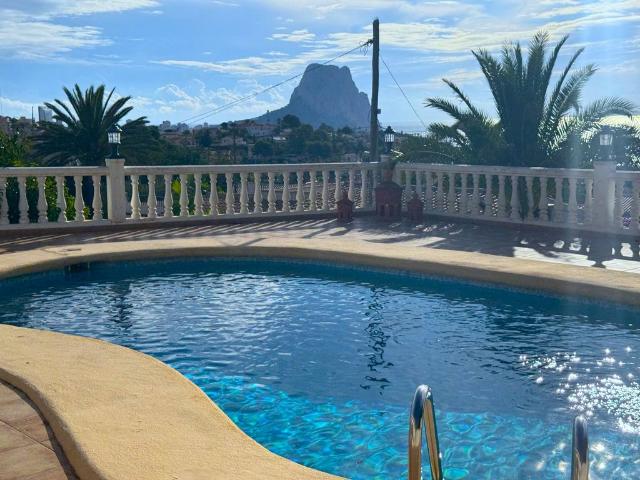 Piso de alto standing de 154 m2 en venta en Calpe, España