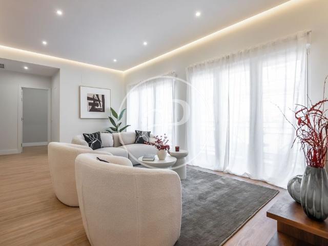 Piso de alto standing de 159 m2 en venta en Madrid, Comunidad de Madrid