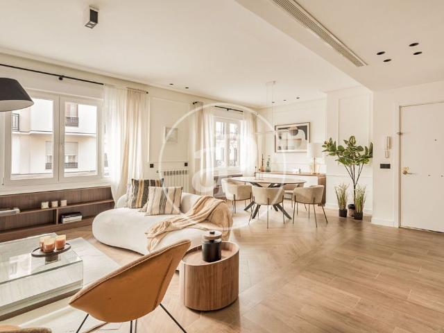 Piso de alto standing de 150 m2 en alquiler en Madrid, España