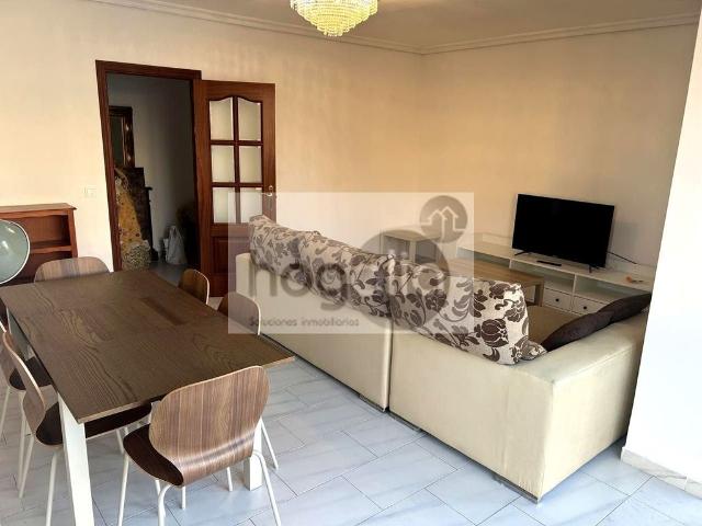Piso de alto standing de 150 m2 en alquiler en Sevilla, Andalucía