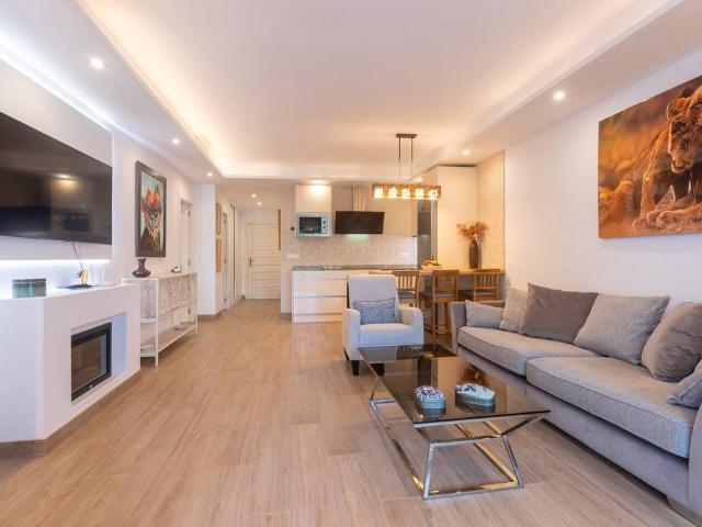 Piso de alto standing de 150 m2 en venta en The Golden Mile, España