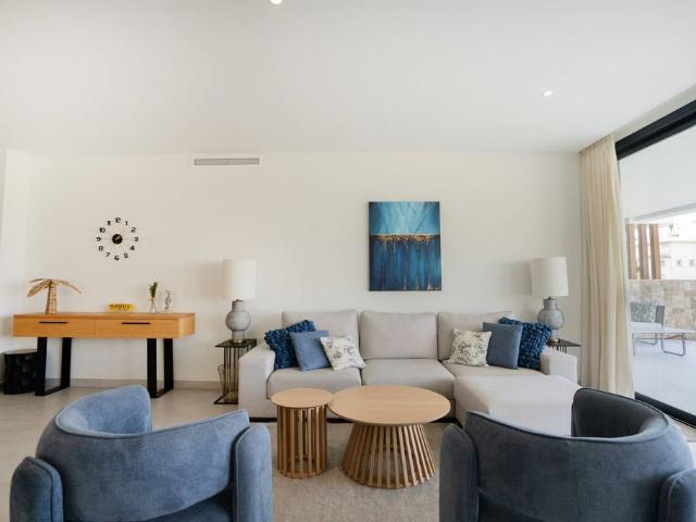 Piso de alto standing de 151 m2 en venta en Marbella, Andalucía