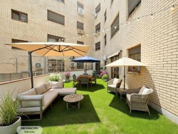 Piso de alto standing de 151 m2 en venta en Zaragoza, Aragón