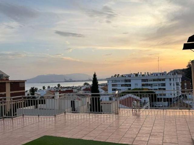 Piso de alto standing de 152 m2 en venta en Málaga, España
