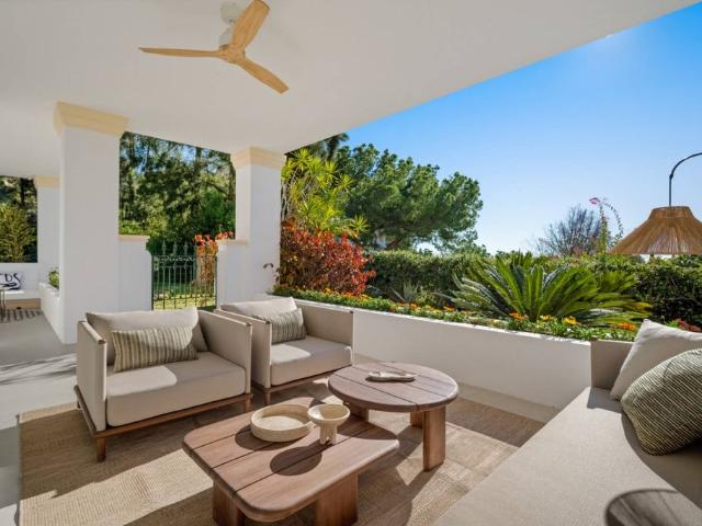 Piso de alto standing de 169 m2 en venta en The Golden Mile, Marbella, Andalucía