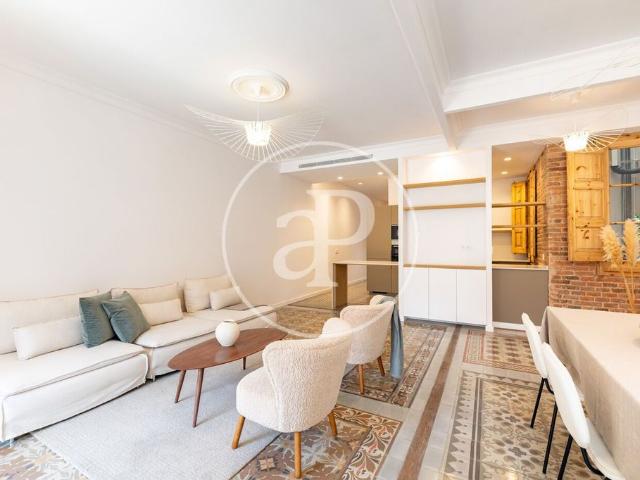 Piso de alto standing de 160 m2 en venta en Barcelona, Cataluña
