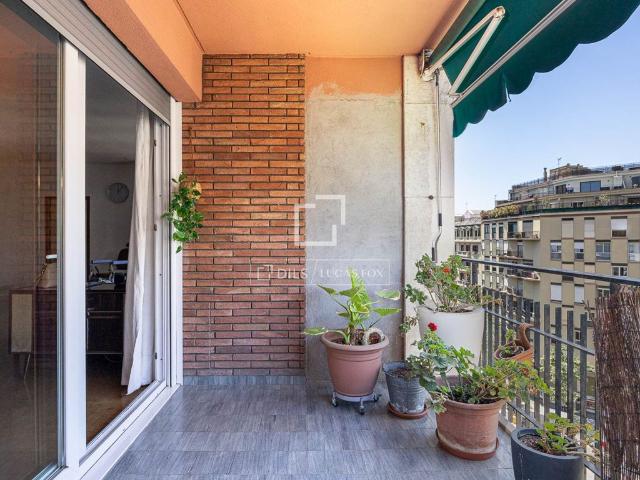 Piso de alto standing de 162 m2 en venta en Barcelona, España