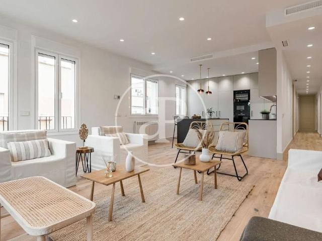 Piso de alto standing de 171 m2 en venta en Madrid, Comunidad de Madrid