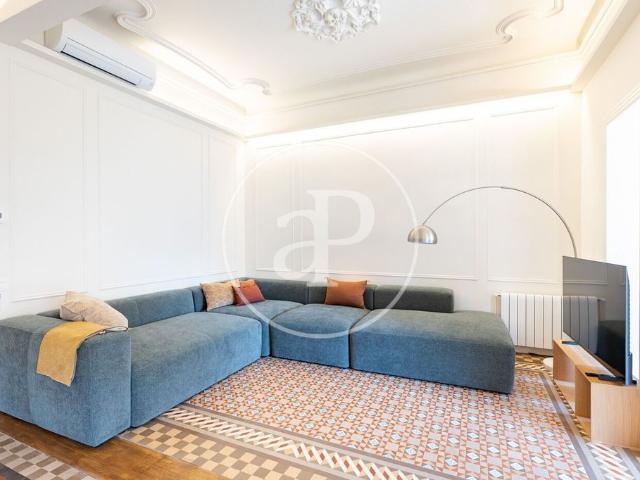 Piso de alto standing de 171 m2 en venta en Barcelona, España